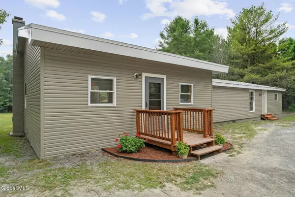145 Treadlemire Road, Middleburgh, NY 12122
