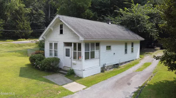 84 Spring Avenue, Troy, NY 12180