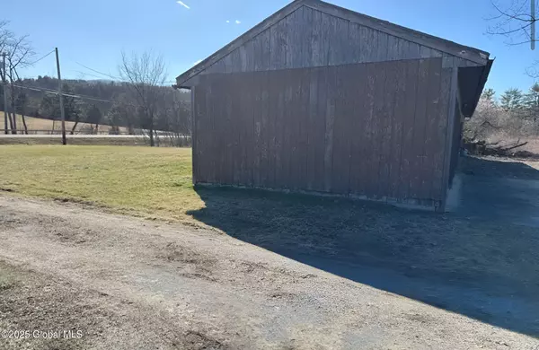 Hoosick Falls, NY 12090,3-5 Farmers Inn Road