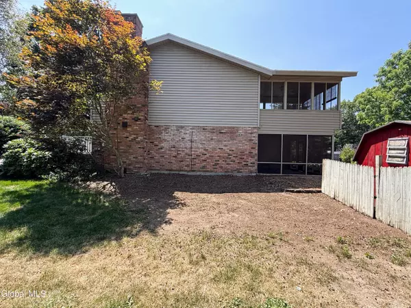 New Scotland, NY 12186,12 Apple Blossom Lane