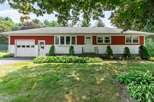 7 Appleblossom Lane, New Scotland, NY 12186