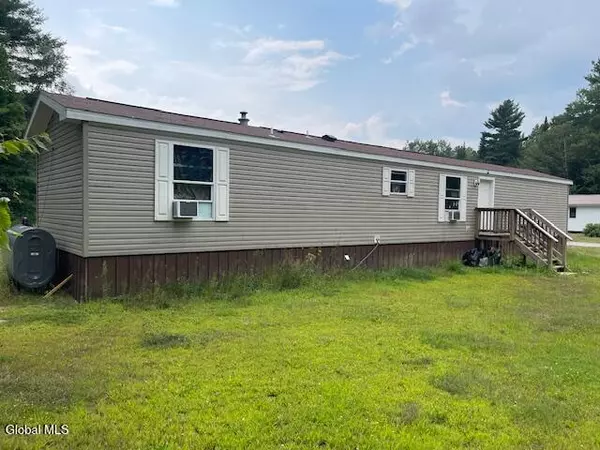 15 Breezy Meadow Way, Schroon Lake, NY 12870