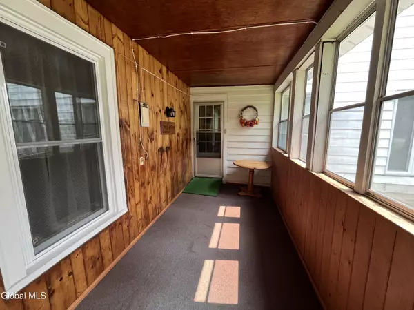 Crown Point, NY 12928,77 Factoryville Road