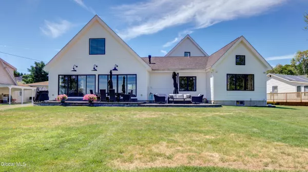 Mayfield, NY 12078,168 Priddle Pt Road