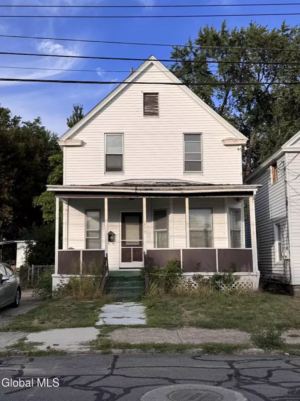 879 Thompson Street, Schenectady, NY 12306