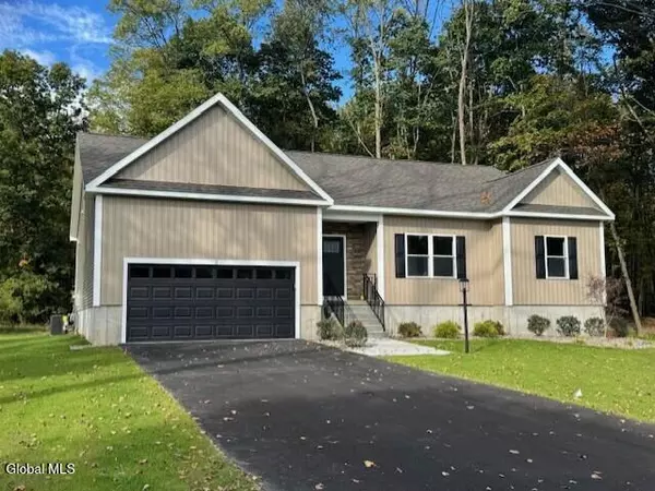 2 Michael Drive, Colonie, NY 12303