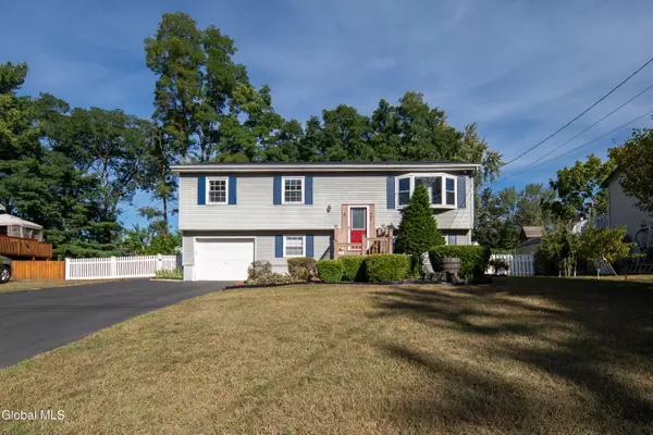 3 Jo Ann Court, Colonie, NY 12205