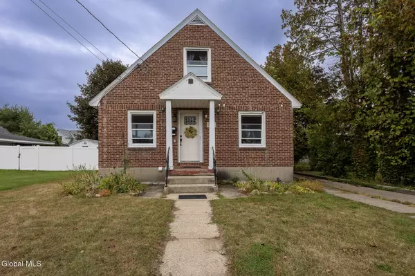 1646 Van Cortland Street, Schenectady, NY 12303