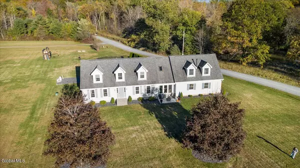 11 Mountain View Way, Hoosick, NY 12090