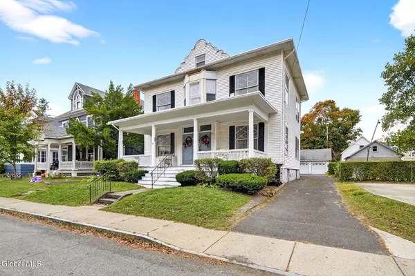 6 Hawthorne Avenue, Troy, NY 12180