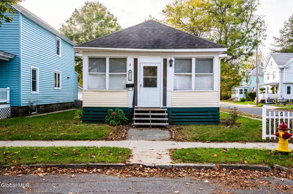 26 Flandreaux Avenue, Glens Falls, NY 12801