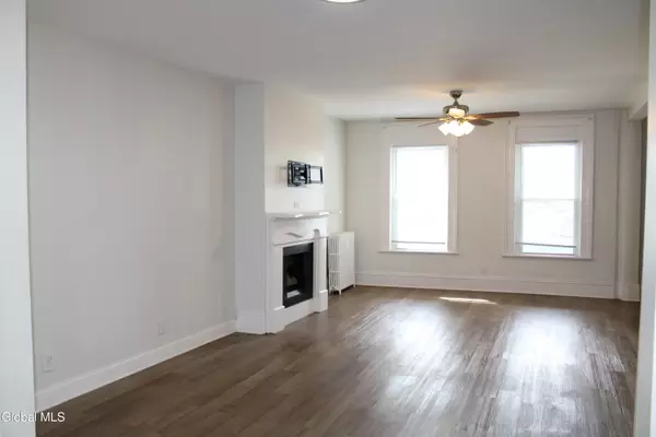 Rensselaer, NY 12144,47 Chestnut Street