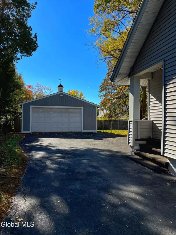 Glens Falls, NY 12801,9 Lawton Avenue
