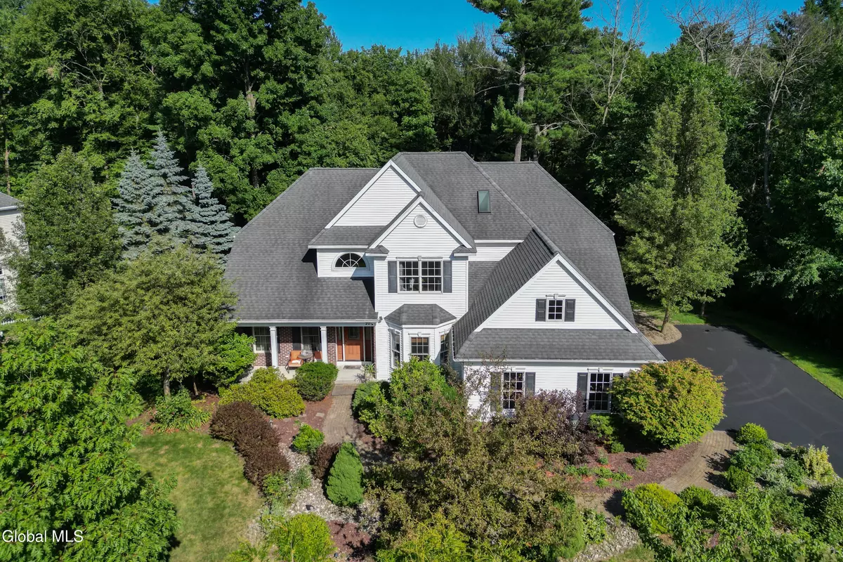 Clifton Park, NY 12065,20 Fairhill Road