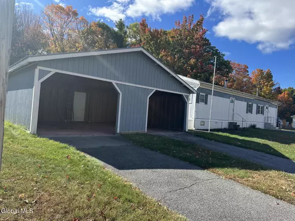 36 Champlain Drive, Moriah, NY 12956