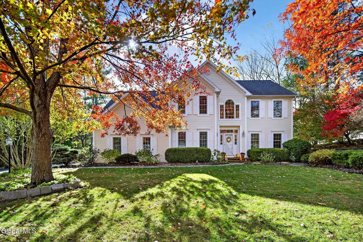 Bethlehem, NY 12159,10 Gailes Drive