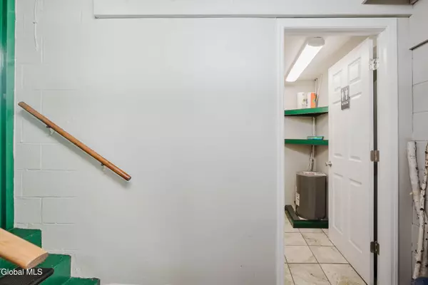 Albany, NY 12205,1096 Central Avenue