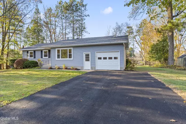 Glenville, NY 12302,10 Dawn Drive