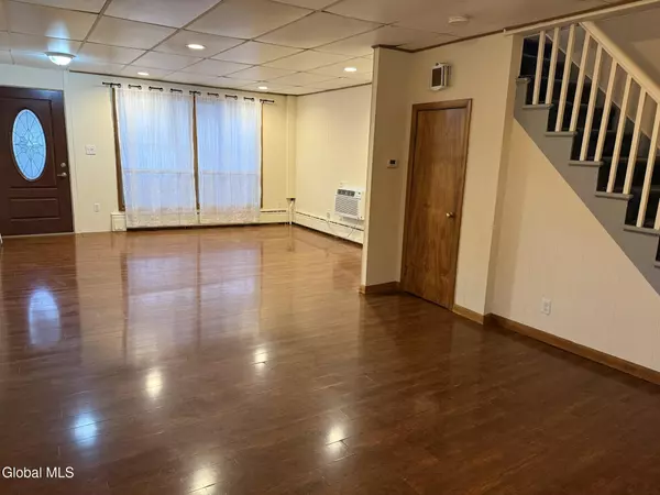 Menands, NY 12204,269 Broadway