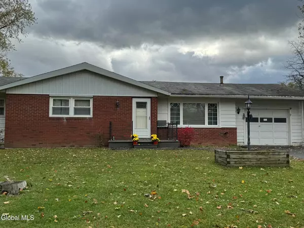 7 James Street, Greenport, NY 12534