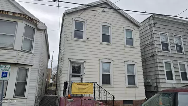 95 14th Street, Troy, NY 12180