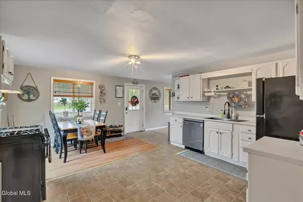 Cairo, NY 12413,9057 NY-32