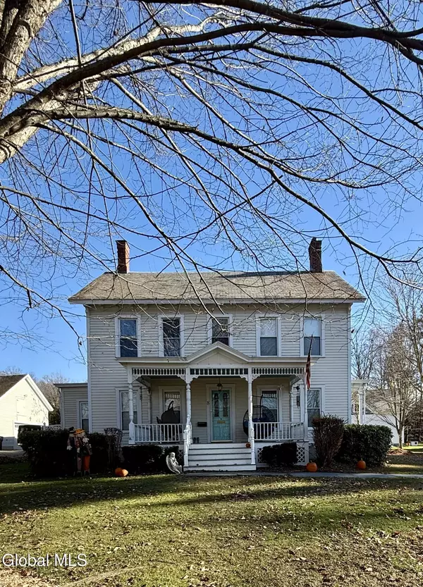 8 Pine Street, Granville, NY 12832