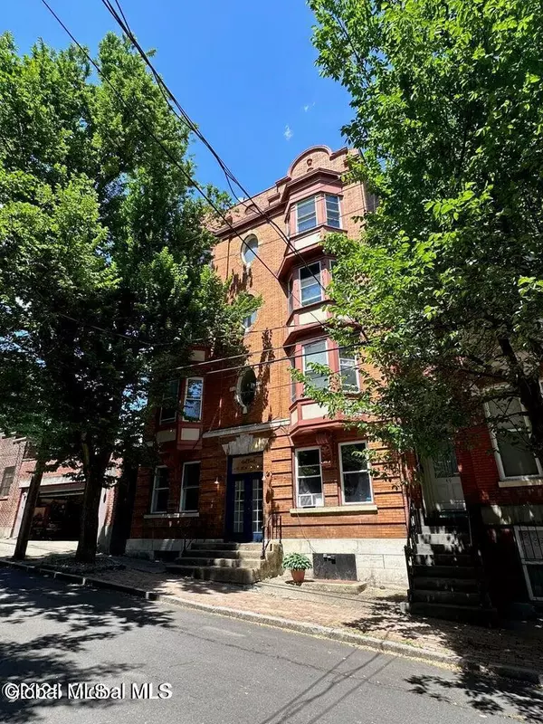 51 Elm Street #4, Albany, NY 12202