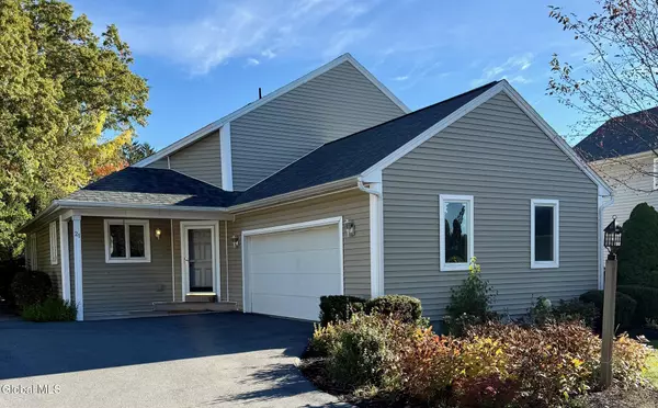 21 Pepper Lane, Greenfield, NY 12866