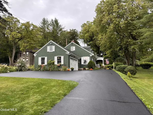 29 E Grand Street, Palatine Bridge, NY 13428