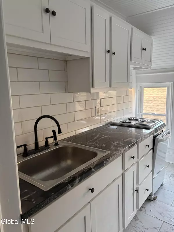 Schenectady, NY 12307,71 N Brandywine Avenue