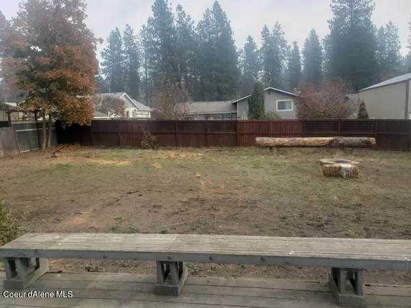 Post Falls, ID 83854,409 S TIMBER LN