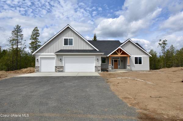 28969 N Archer Rd, Athol, ID 83801