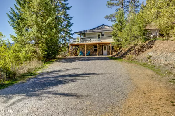 6010 A Old River Rd, Kingston, ID 83839