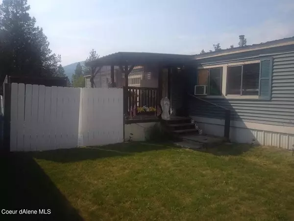 5725 W HIGHWAY 53 ##S, Rathdrum, ID 83858