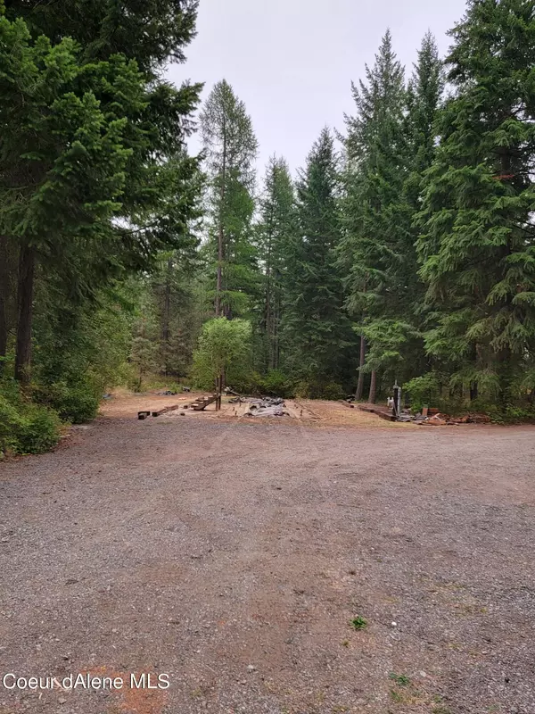 68101 HWY 2, Moyie Springs, ID 83845