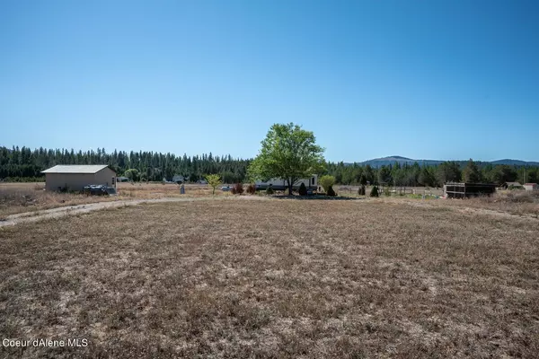 452 McDonald Creek Rd, Blanchard, ID 83804