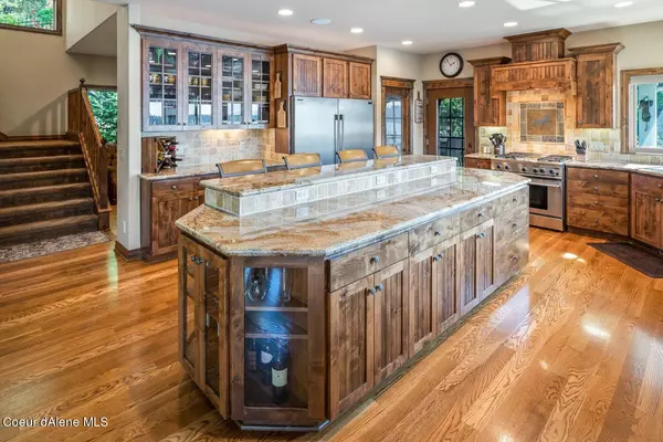 Hayden, ID 83835,5876 E English Point Rd