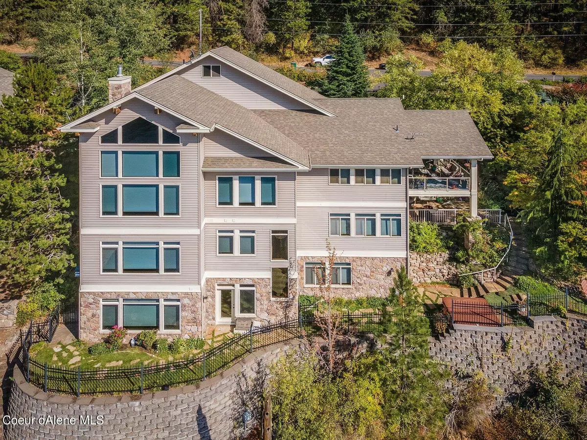 Hayden, ID 83835,5876 E English Point Rd