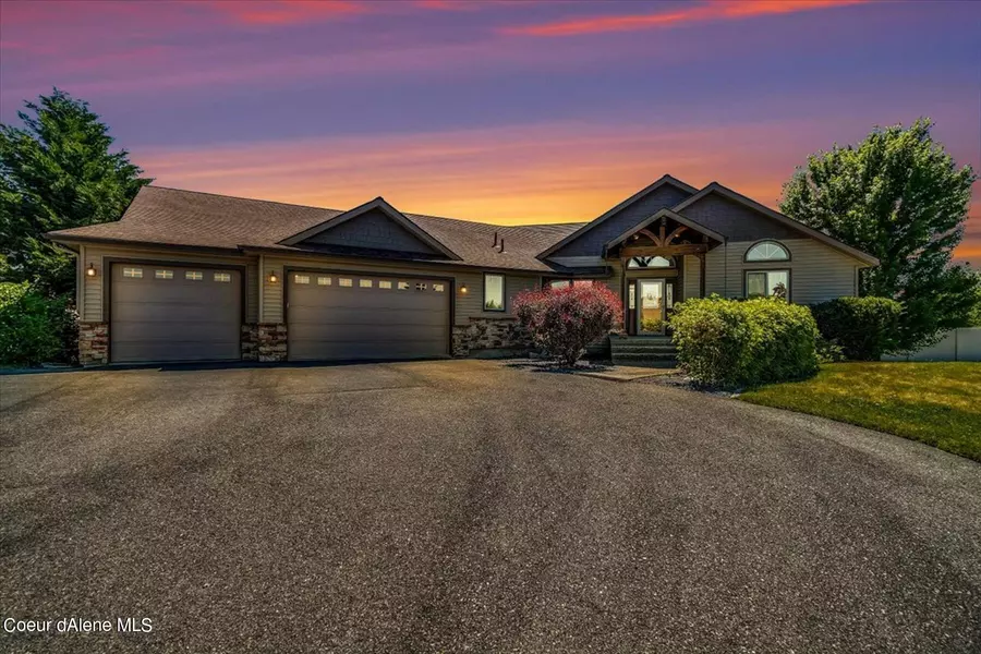 1953 W Staples Dr, Post Falls, ID 83854