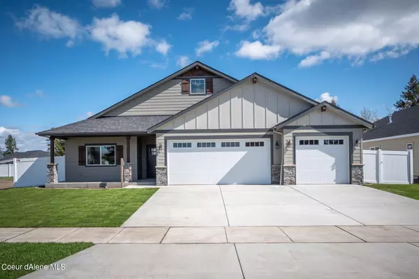 10955 N Brantley Rd, Hayden, ID 83835