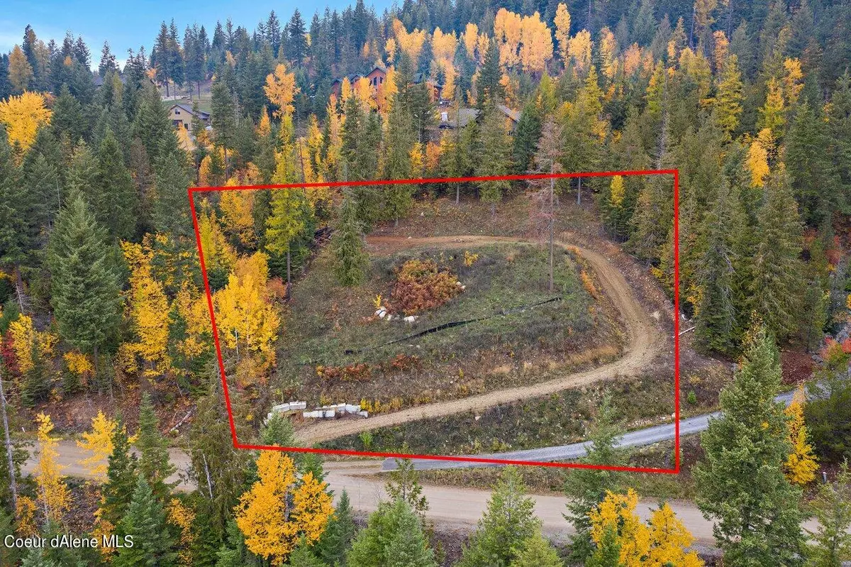 Sandpoint, ID 83864,404 Fairway View Dr