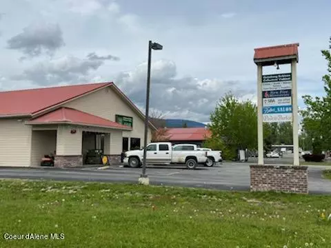 Ponderay, ID 83852,210 Triangle Drive