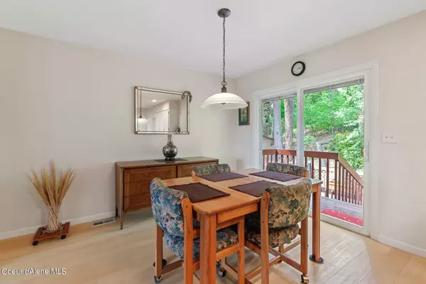 Dalton Gardens, ID 83815,1523 E Woodland Dr