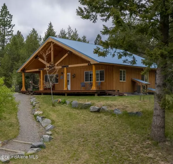 787 Mountain Meadows Rd, Naples, ID 83847