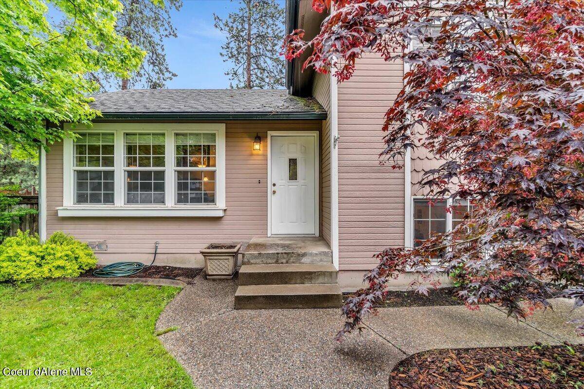 Coeur d'Alene, ID 83815,4320 W FAIRWAY DR