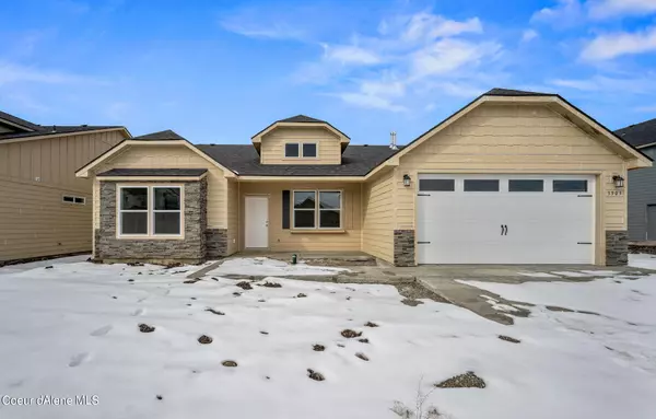 3903 N June Bug St, Post Falls, ID 83854