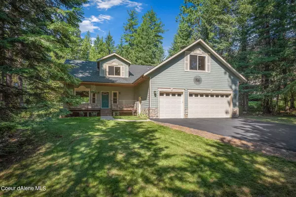 176 Crooked LN, Sandpoint, ID 83864