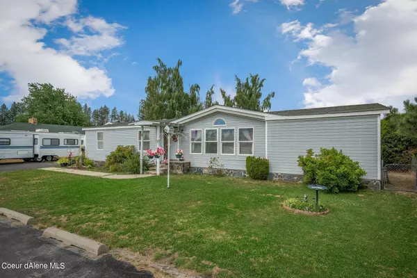 43 W Jefferson Ave, Priest River, ID 83856