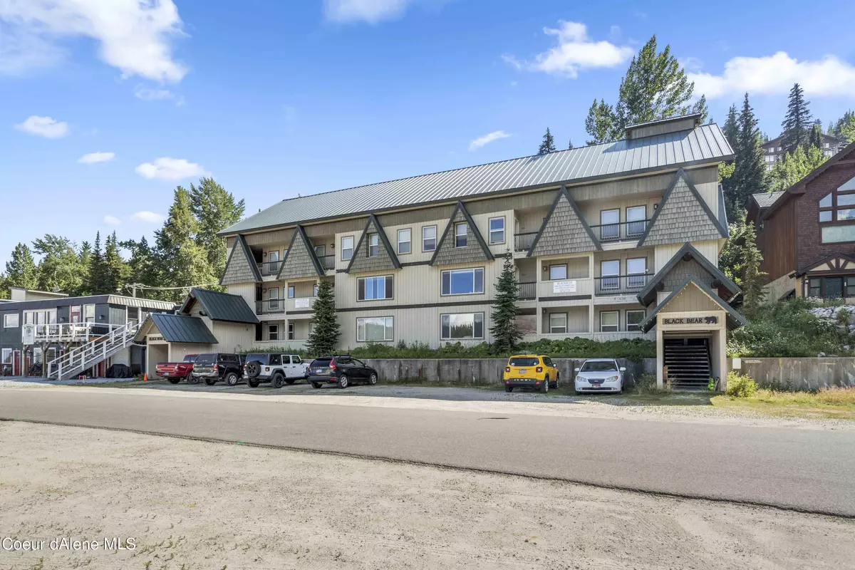 Sandpoint, ID 83864,461 Northwest Passage #203